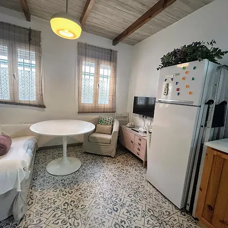 Casita Céntrica Corro De Bolos *